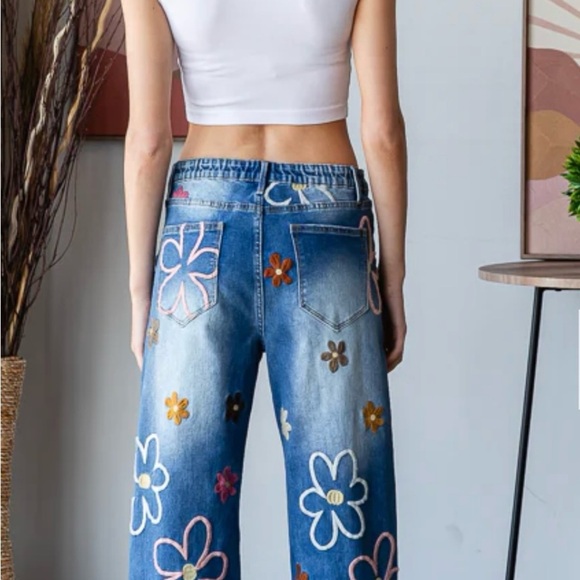 Oli & Hali Blue Floral Embroidered Jeans - Picture 9 of 9